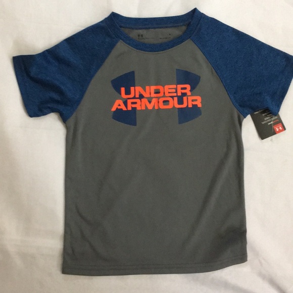 🔹NWT 2 Under Armour Heat Gear Tees , Boys 4 - Picture 4 of 7